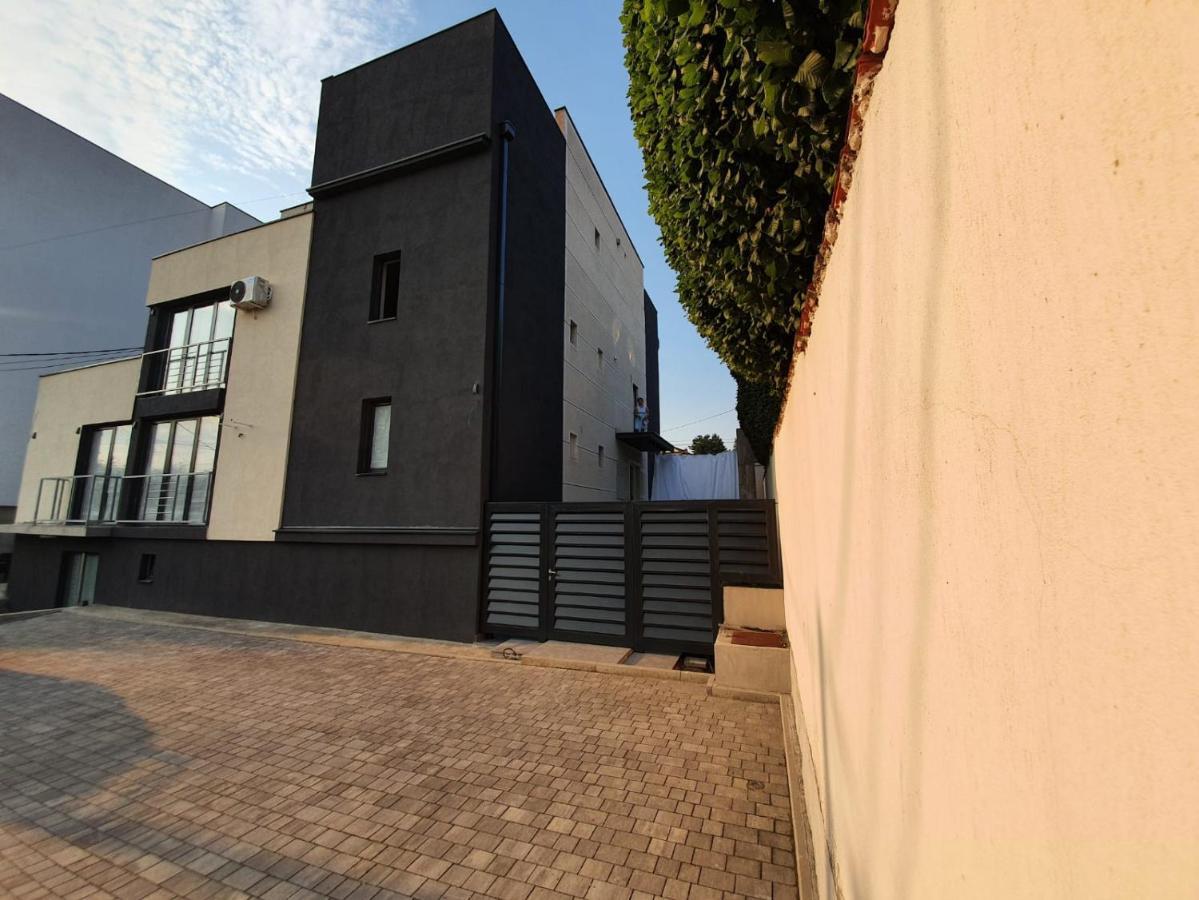 Rei House Apartmani Βελιγράδι Εξωτερικό φωτογραφία