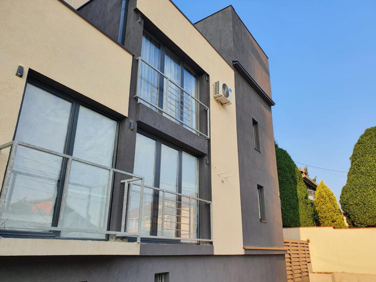 Rei House Apartmani Βελιγράδι Εξωτερικό φωτογραφία